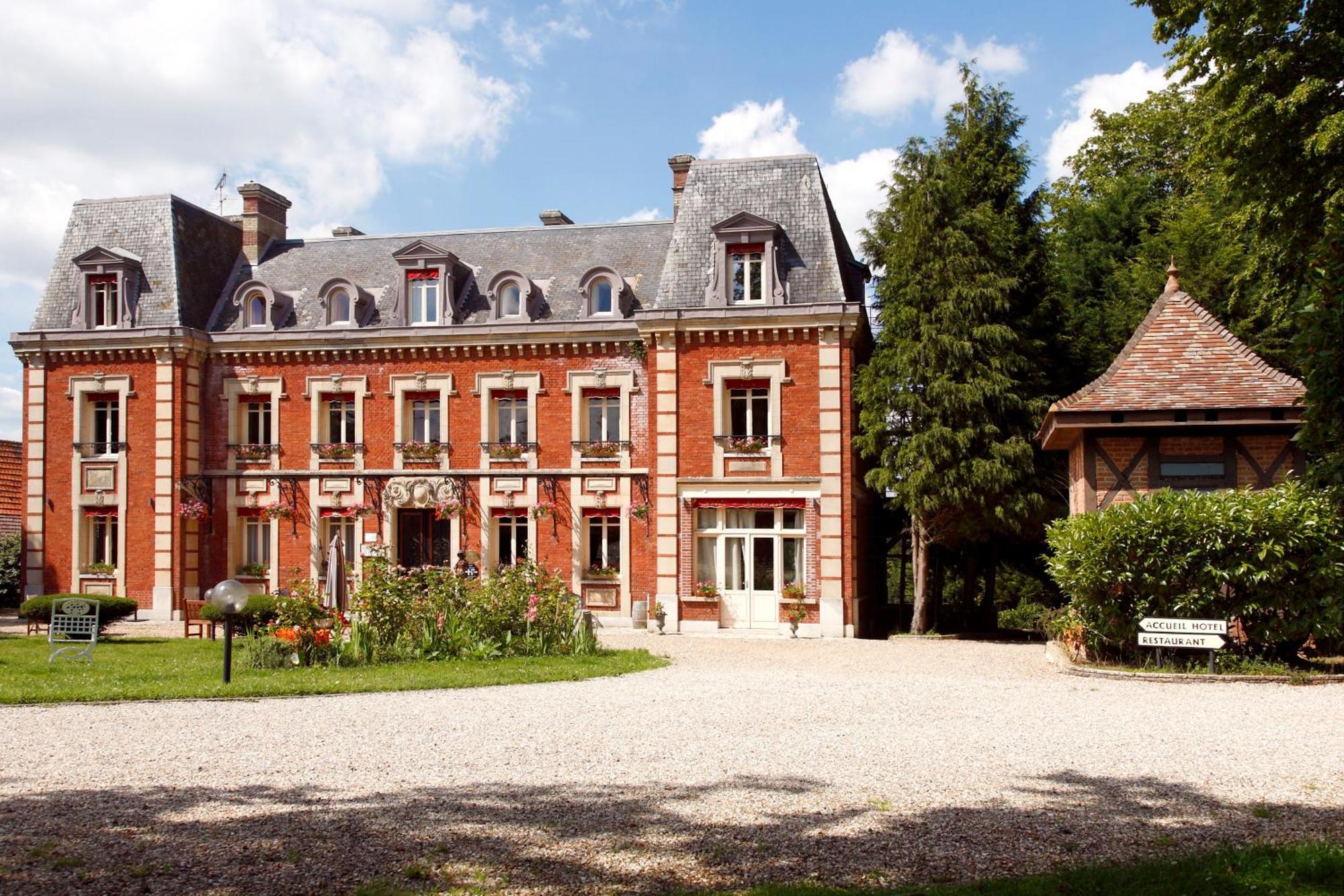Chateau Corneille Вьё-Виле Экстерьер фото